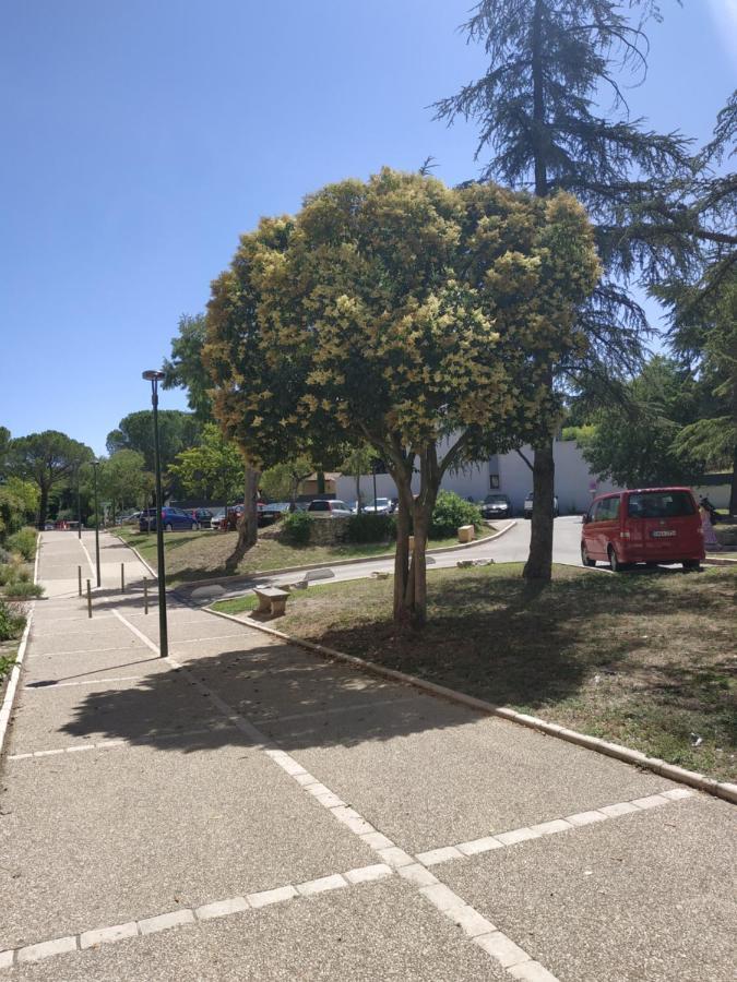 Apartamento Sejour Evasion A Uzès Exterior foto